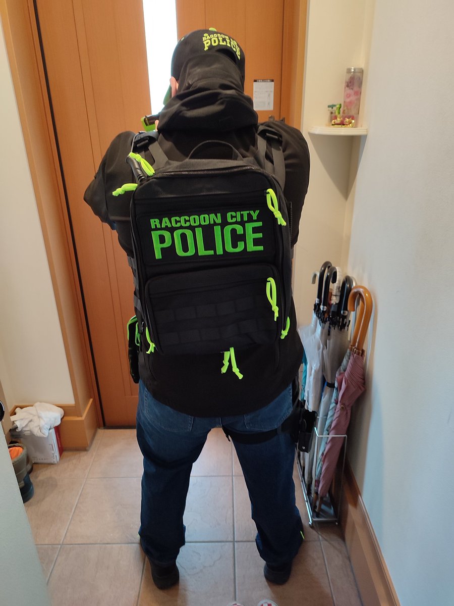5GXICMf7KdMsNj3's tweet photo. #お家タクティカル
#ZUNIT
#RACCOONPOLICE https://t.co/yI0xcB51Dp