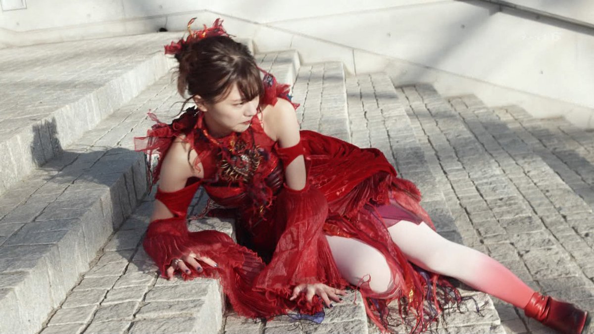 アギレラ様の御御足 #浅倉唯 #アギレラ様 #仮面ライダーリバイス #仮面