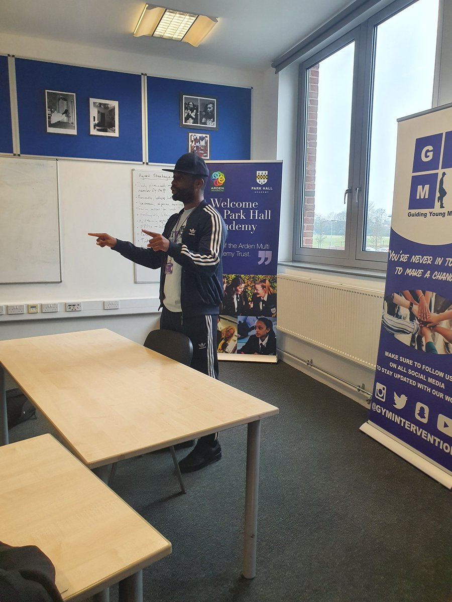 A busy but very successful week delivering #countylines #gangs #cukooing prevention courses across the #WestMidlands ..if your a primary or secondary #school looking for external lived experienced #workshops DM Us 💙