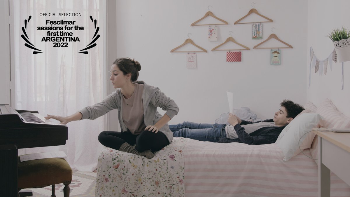 NaniwaFilms's tweet photo. #FuggiroTantoAmore sigue viajando por el mundo, nuestro #cortometraje ha sido seleccionado en el Festival Internacional Fescilmar. Gracias!! https://t.co/QlvwiZvuXF