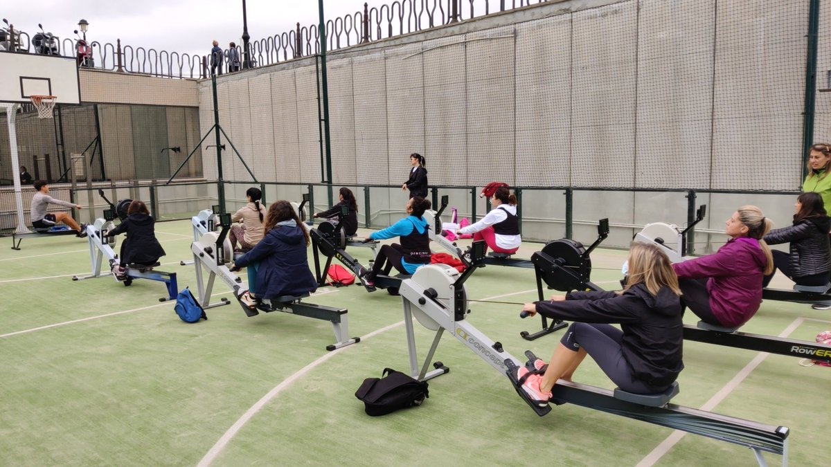 RCNTarragona's tweet photo. ♀️🚣♀️ Estem celebrant el dia de la dona al club!
Moltes gràcies a totes les assistents per compartir el vostre dia amb nosaltres!
#diadeladona #eaporttarragona #vela #padel #llagut #padel #dirigides https://t.co/mZ3zttO82w