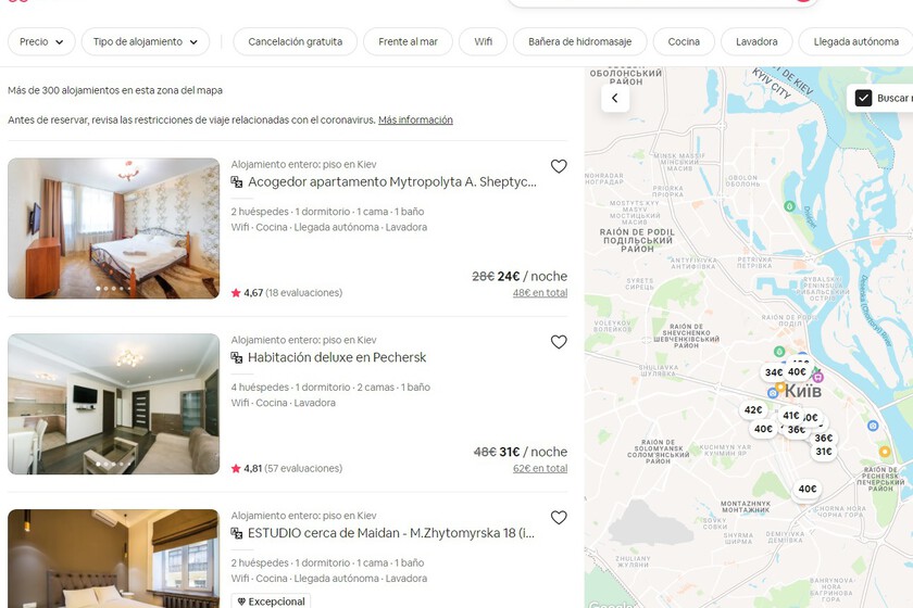 xataka's tweet photo. Airbnb está registrando miles de reservas en Ucrania de gente que no quiere alojarse allí: así cambia su servicio con la guerra https://t.co/iBeOQ8VNIz https://t.co/y3Ws1rS5VM