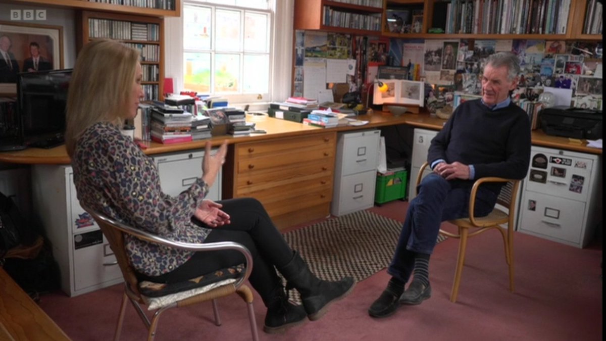 AndySmithTV's tweet image. Some more images from yesterday's three camera interview transmitted this morning on BBC1's Sunday Morning programme.  DOP: @simonol93839440  #PMW500 #Fs5