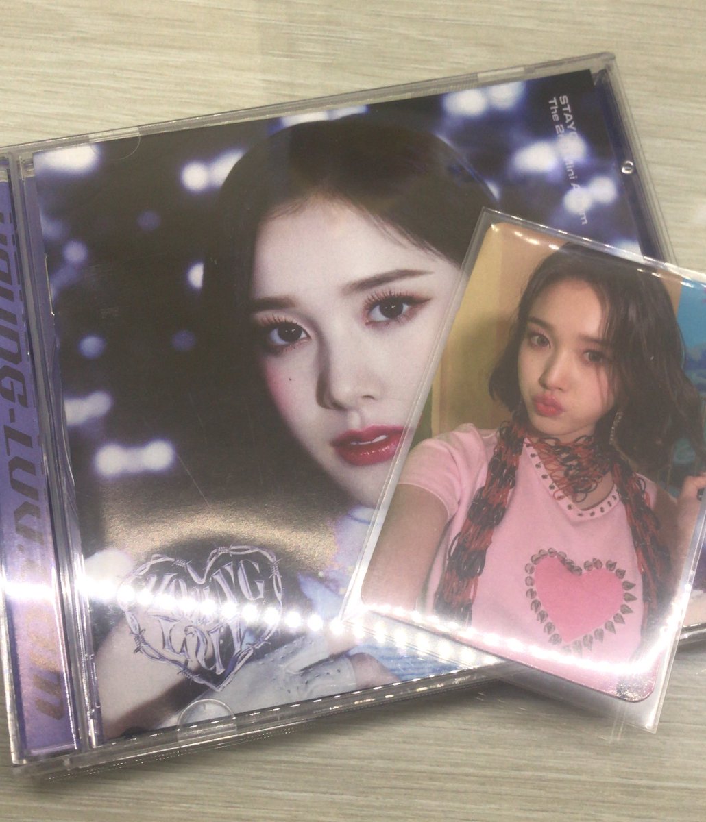 seolmoz's tweet photo. { mail from @kl2aart }

— tysm for bringing j home safely!! also ty for being vv kind and offering my prio <3 #fromkrish https://t.co/DJ4RdrSoj9