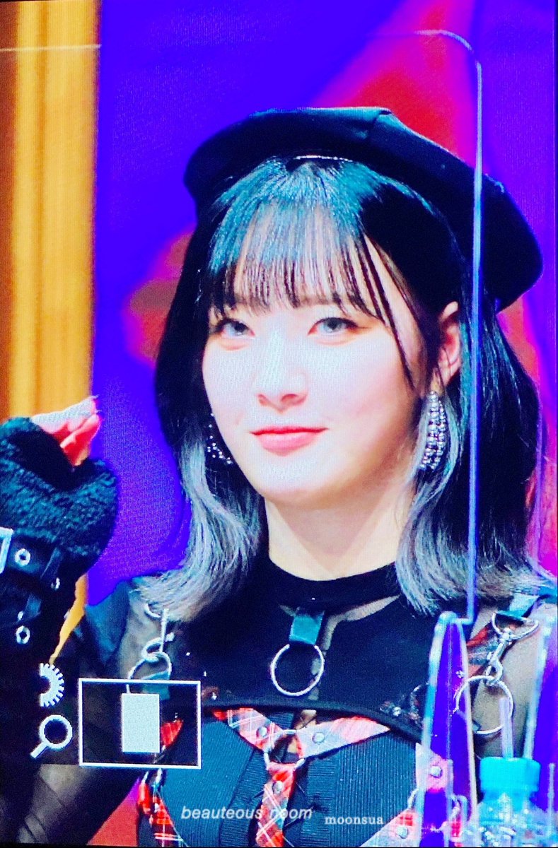 beauteous_sua99's tweet photo. 220306 🌝

뚜아야 😭 

#문수아 #ムンスア #MOONSUA 
#빌리 #ビリー #Billlie #Bi11lie https://t.co/Cv4pl3nOPT
