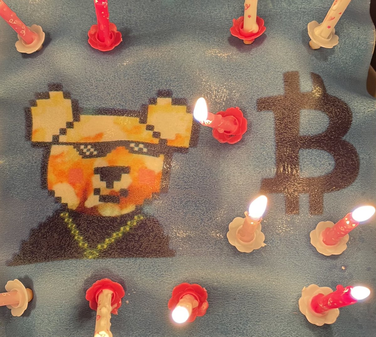 ChoukieStyle's tweet photo. No words…🎂 #birthday #Bitcoin #BTC #cake #choukiestyle https://t.co/gqTbYP3Rbs