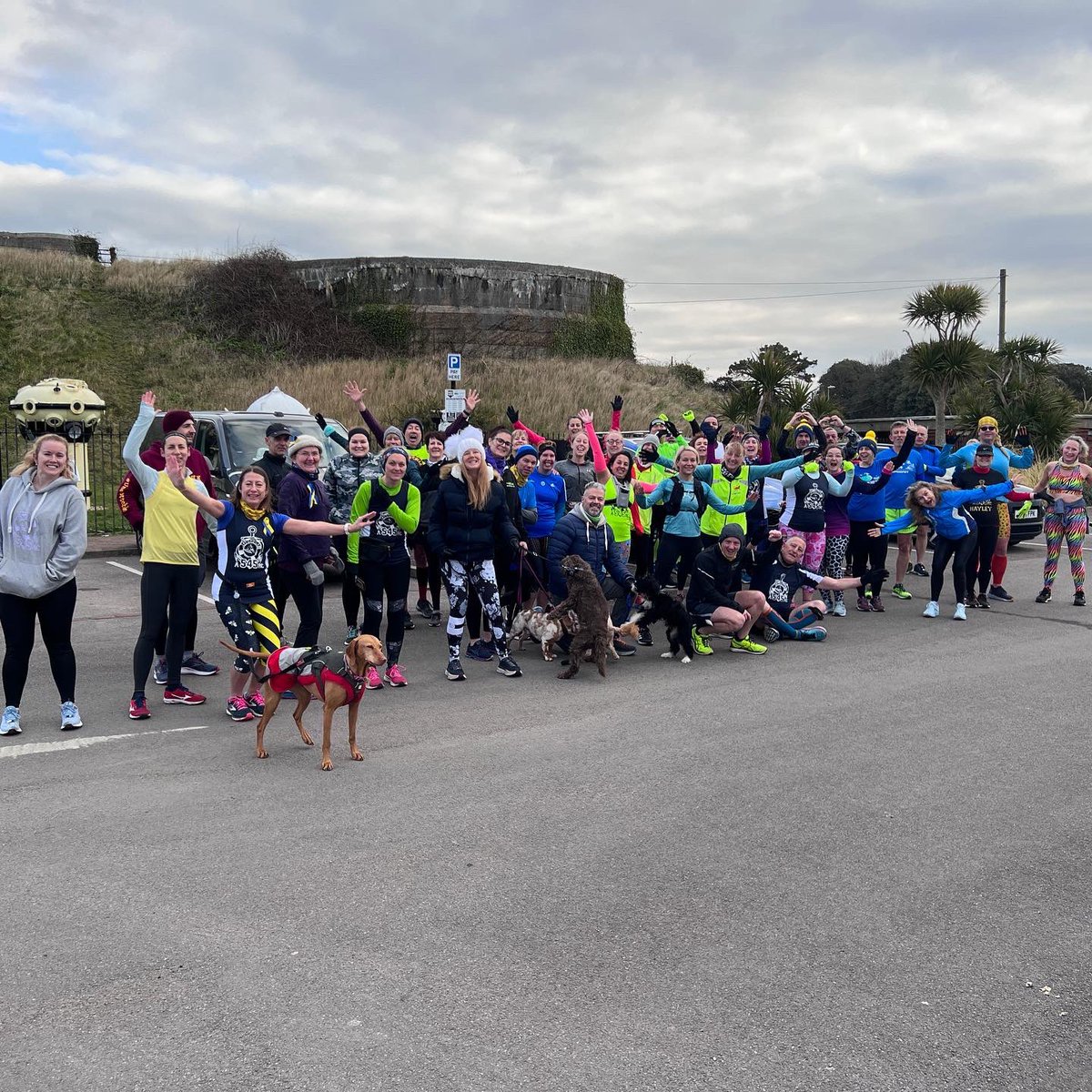 This morning our little club was joined by runners from other local clubs for the 545 Run4Ukraine Breakfast Club. Our Charity bucket has over £450 that will go towards the DEC relief efforts. So incredibly proud and sad at the same time. 🇺🇦 Hearts are with Ukraine. <a href="/UKRunChat/">UKRunChat</a>