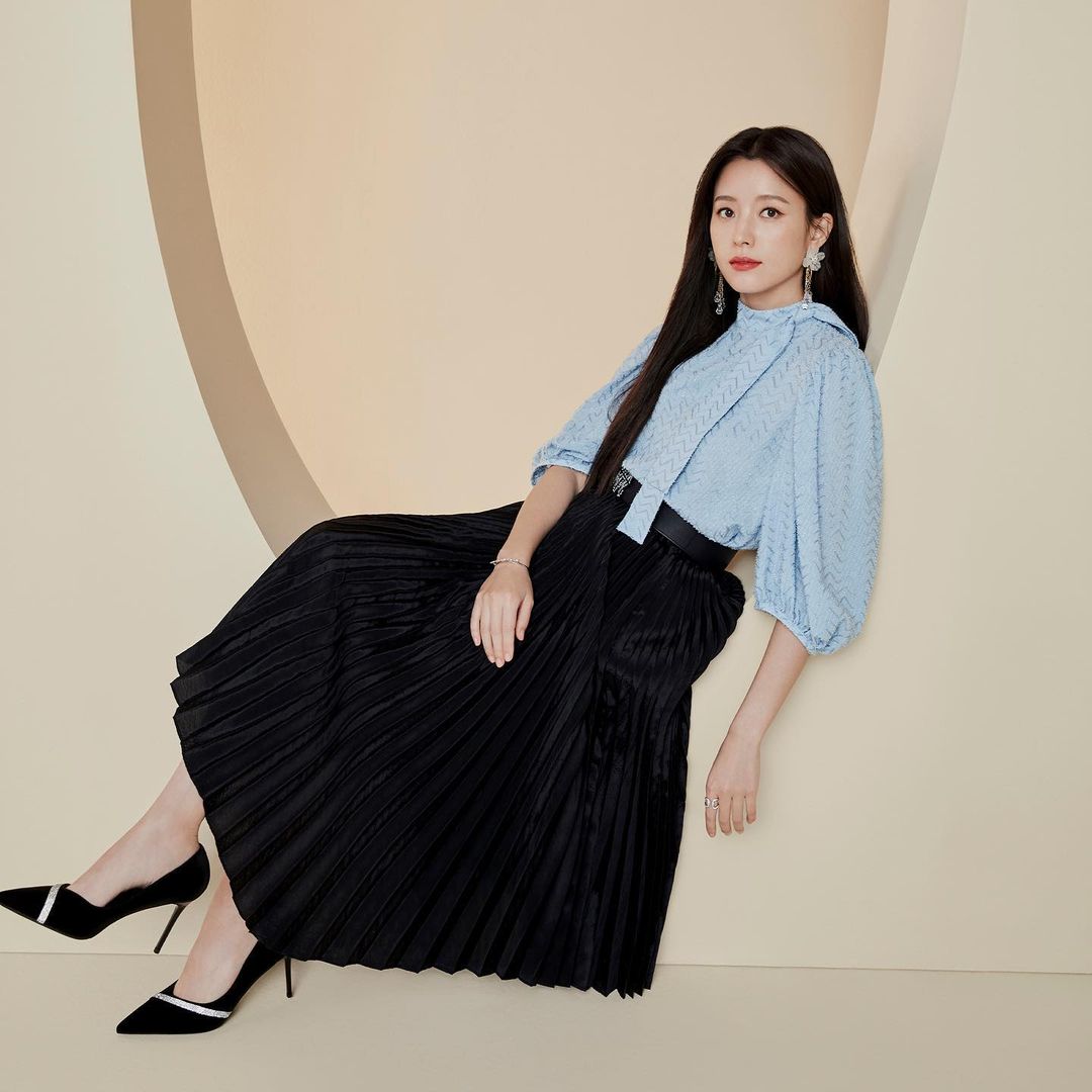 hyojoosz's tweet photo. 한효주 2022 봄맞이 캠페인💙✨
#HanHyoJoo #한효주 #MOJOSPHINE https://t.co/E2IAbGAqwm