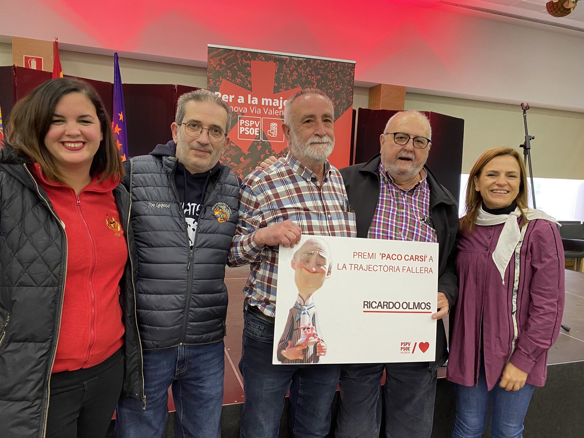 FallesDeProgres's tweet photo. Ricardo Olmos Premio Paco Carsí 2022 #Falla2022 #Valencia @SanGomezLopez @pilarbernabe https://t.co/kXN5zHjfXs