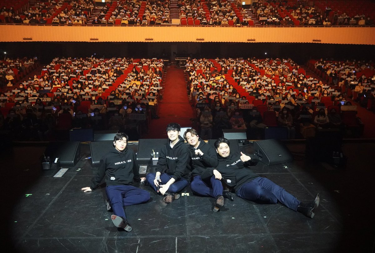we_classic_'s tweet photo. <미라클라스 콘서트 RE:BOOT>
서울 공연 종료‼️

이틀 간 모든 걸 불태워주신🔥
#미라클라스
#WE챔버오케스트라 
#WE밴드 
#하모나이즈 
#기적 여러분,

감사합니다.

미라클라스 콘서트 RE:BOOT는 바로 다음 주 부산에서 또 한 번 기적같은 음악으로 무대를 채우겠습니다.

마! 우리 집↗ 으로 온나! https://t.co/ftysqlmVSc