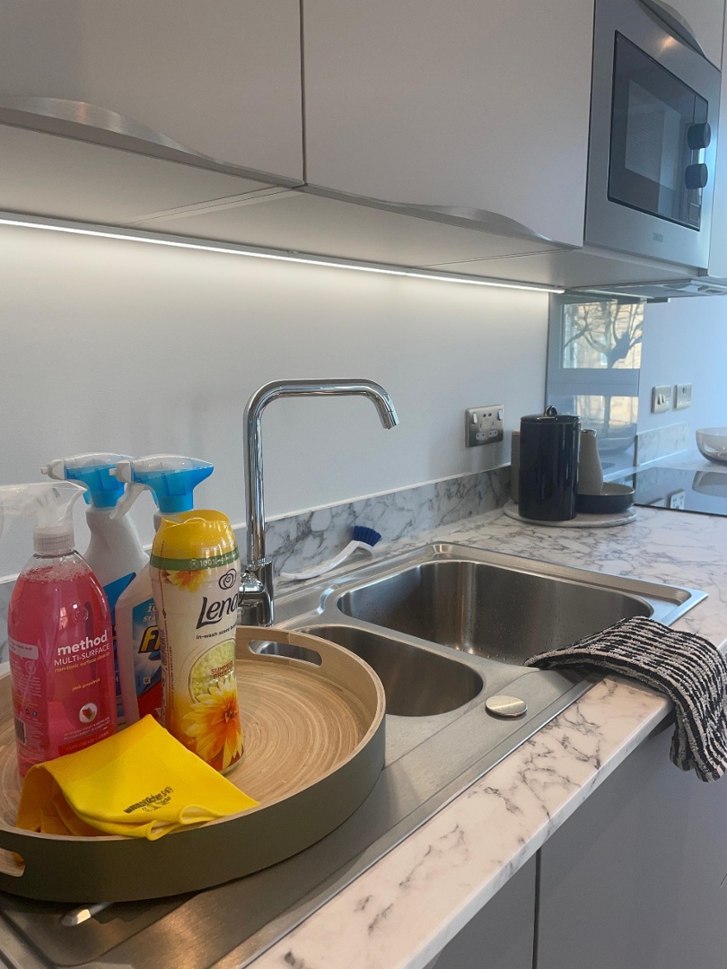 Anyone else secretly excited for Spring cleaning season? 👀 🌷

Have a look at our website for more information on Atelier hubs.li/Q015mHVD0

#manchester #salford #manchesterapartments #salfordapartments