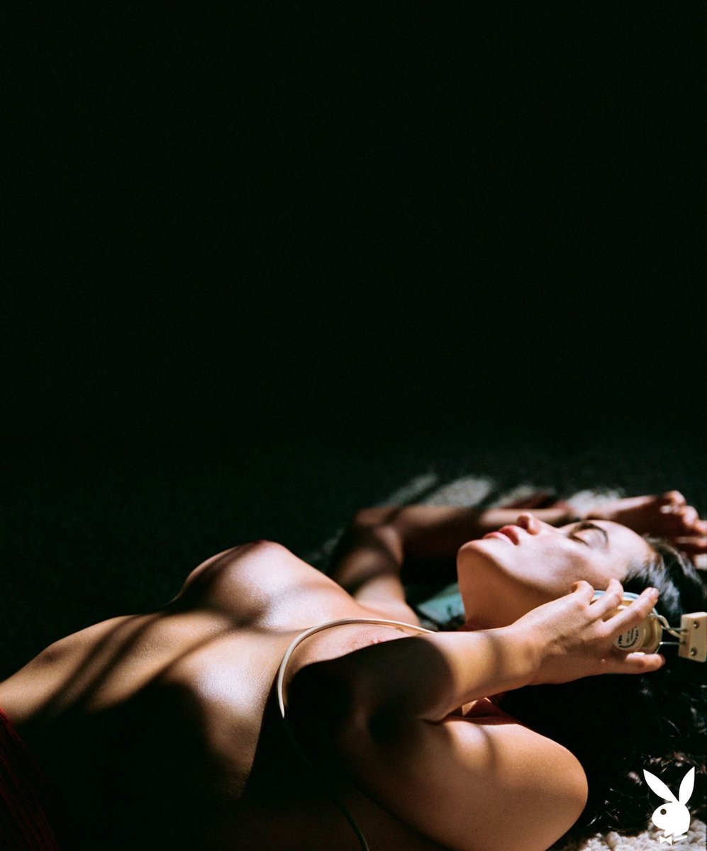 CircusofPlayboy's tweet photo. Sarah Stephens - Sun Song
โญ๏ธ#SarahStephens
#playboy
https://t.co/kwCbh96jNy https://t.co/FJWLmujLNI