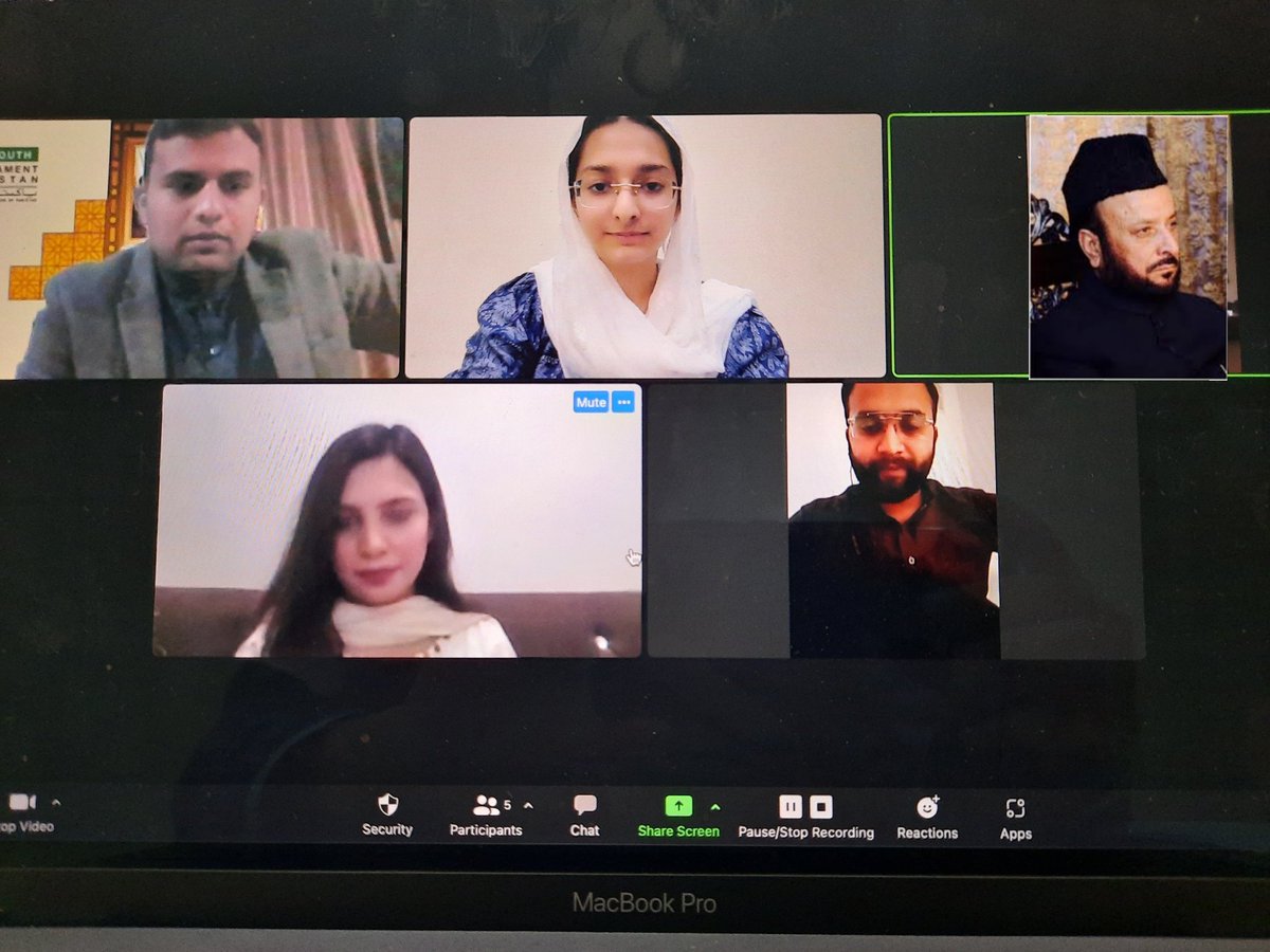 WAJEEHAHASSANI1's tweet photo. Had the honour of interviewing Dr. Sahibzada Sajid-ur-Rehman sb, for the @Pildat policy report, working on terrorism and religious extremism, and how the youth can work forward to eradicate it. https://t.co/TNQTUWkJIf