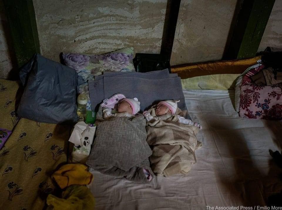 Donate money to save pregnant women and newborns in Ukraine!
The war has created a terrible and dangerous situation for pregnant women and newborns.
They need medicine, hygiene articles and other supplies to increase their chances of survival.
Please read the thread and share!