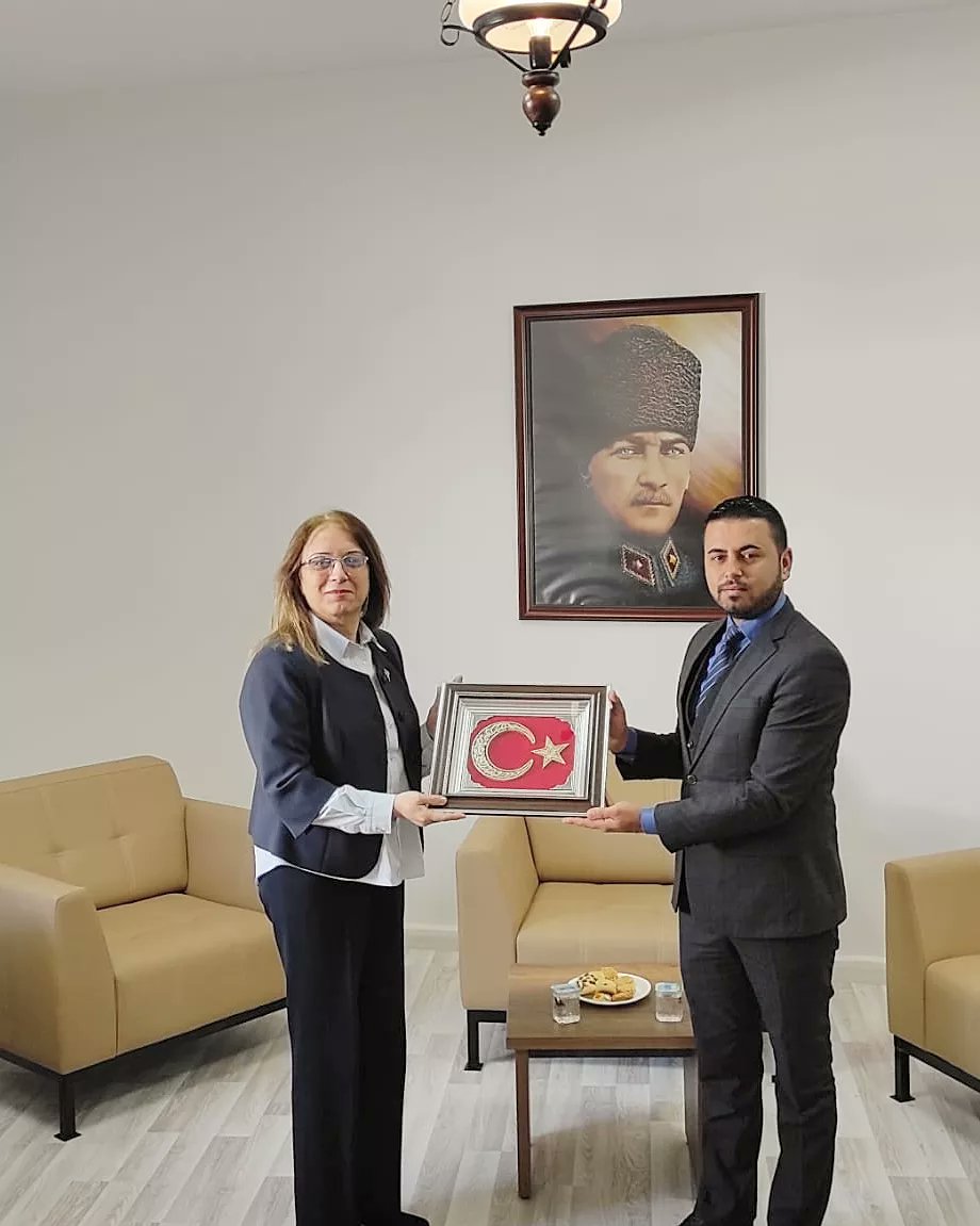 EmrahDe50's tweet photo. Cumhur Ittifakımiz olan Milliyetçi  Hareket Partisinin Hacibektaş ilçemizde düzenlemiş olduğu AdımAdım2023 İlçe İlçeAnlatmaveAydınlatma programlarına katılım sağlamış olduk.
Milliyetçi Hareket Partisi  Genel Başkan Yardımcısı Sayın Prof.Dr.Filiz Kılıç istişarelerde bulunmuş olduk https://t.co/6ObfKoHBhx