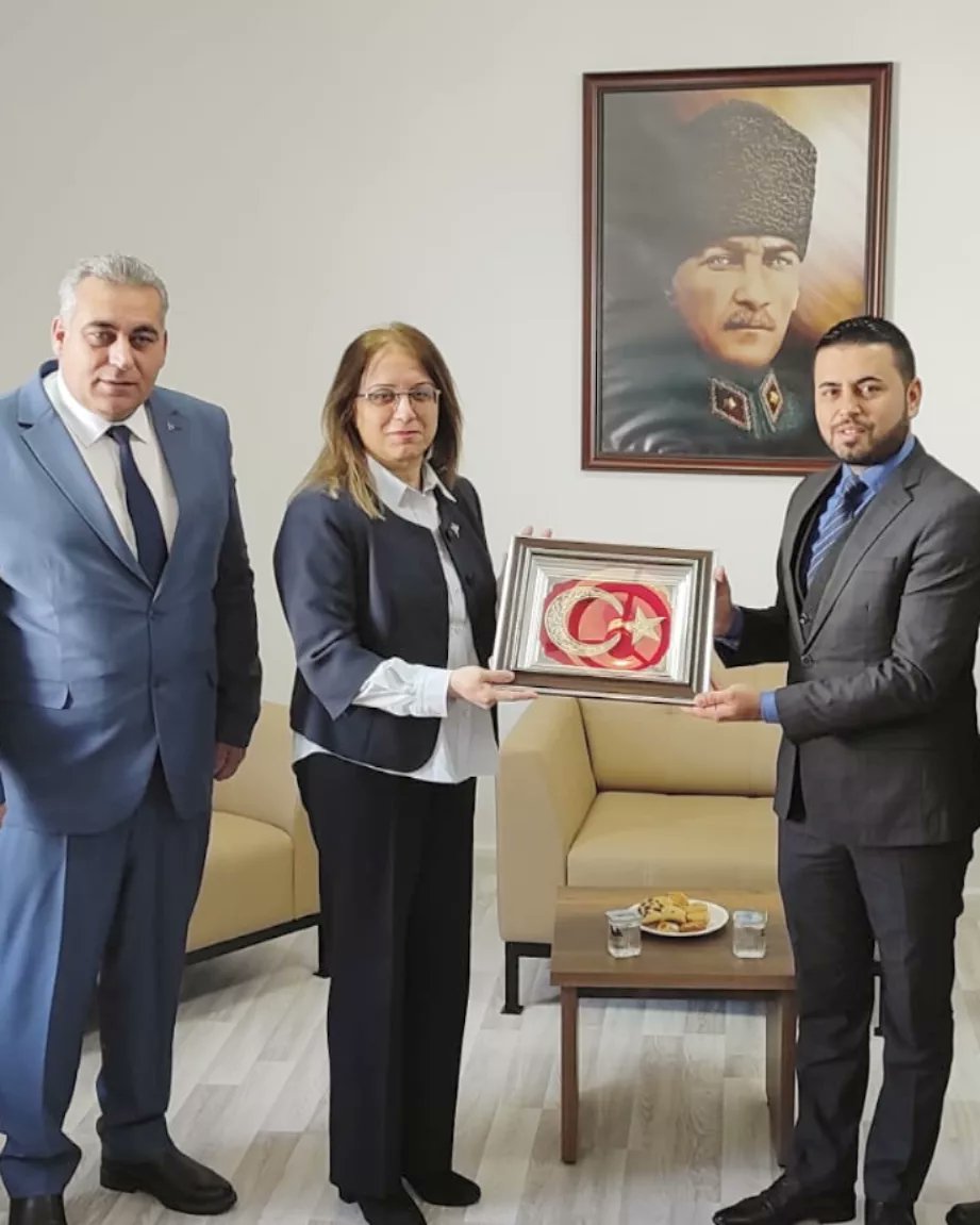 EmrahDe50's tweet photo. Cumhur Ittifakımiz olan Milliyetçi  Hareket Partisinin Hacibektaş ilçemizde düzenlemiş olduğu AdımAdım2023 İlçe İlçeAnlatmaveAydınlatma programlarına katılım sağlamış olduk.
Milliyetçi Hareket Partisi  Genel Başkan Yardımcısı Sayın Prof.Dr.Filiz Kılıç istişarelerde bulunmuş olduk https://t.co/6ObfKoHBhx