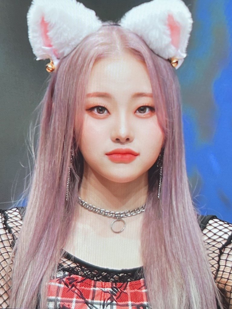reese_ksy's tweet photo. 220306 💙💜💙💜
#김수연 #션 #SHEON #ション 
#BILLLIE #빌리 #ビリー https://t.co/GOvT20cuYq