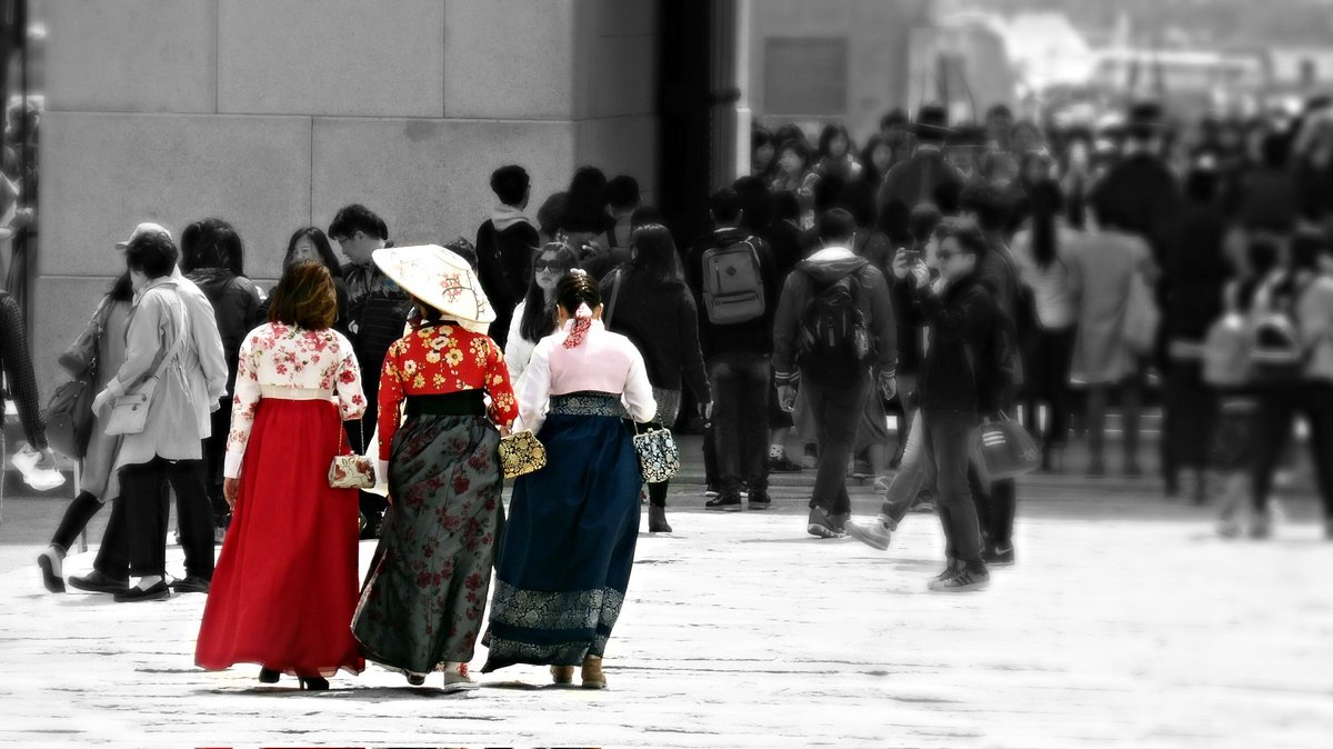 Stevenh19963116's tweet photo. Splash of Color
#streetphotography #streetscene #streetview #splash #colorsplash #vibrantcolors #photography #photog #PicOfTheDay https://t.co/6ZGIOtIT7V