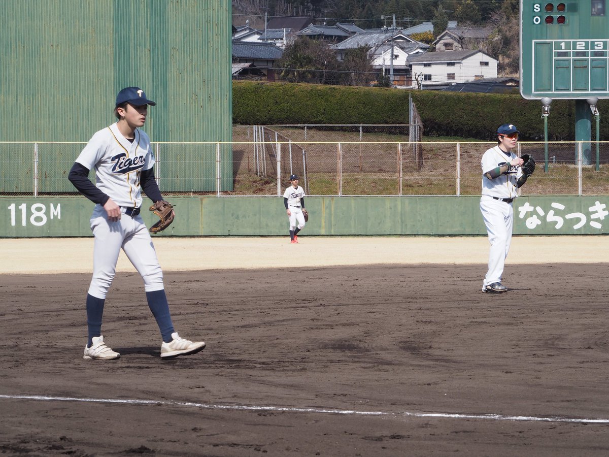 tigers_1988's tweet photo. 3/6(日)タイガースカップ準決勝

斑鳩タイガース 0-0 卍GIANTS
(じゃんけん  5-4で勝利)

#斑鳩タイガース
#タイガースカップ
#決勝進出
#結末やいかに https://t.co/mOzdtLChYB