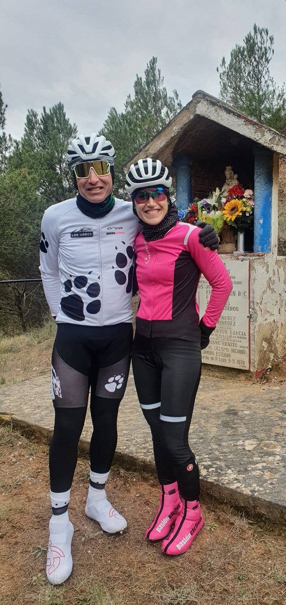 pciclista's tweet photo. Comienza la temporada en la @PSoleraCR Hoy tocaba cumplir con la tradición y la ofrenda a la Virgen de Dorleta. https://t.co/0TDGaF6gjV