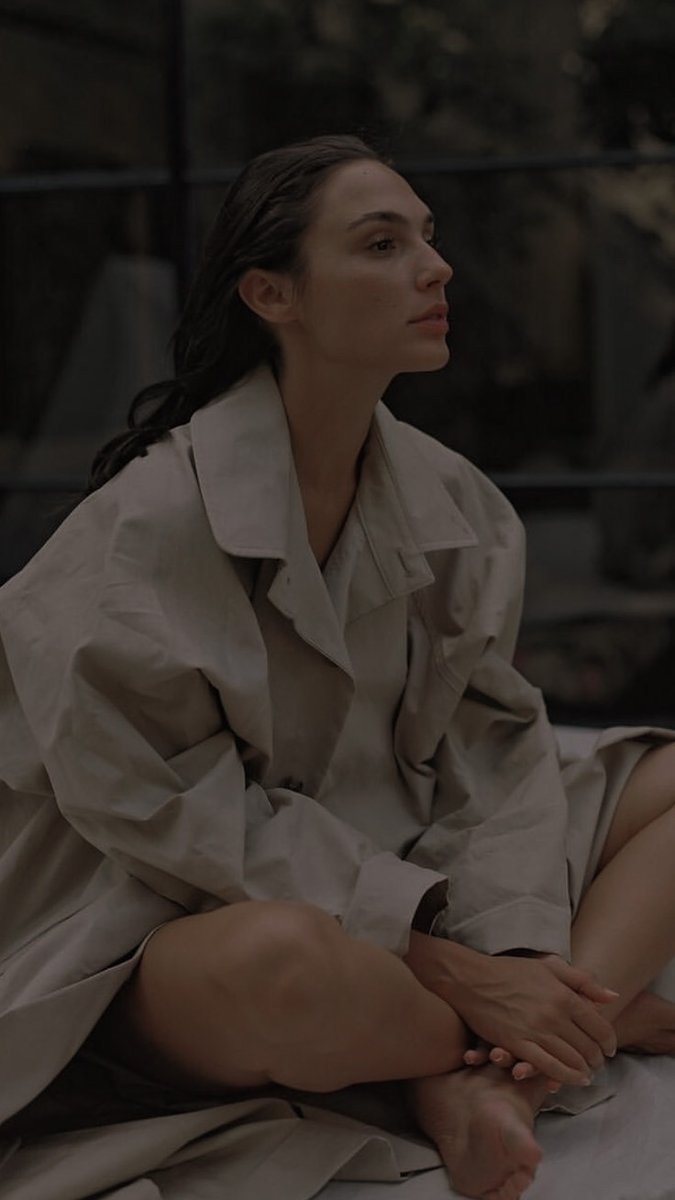 ⠀⠀ 

⠀⠀ 𝐒𝐄𝐃𝐔𝐂𝐓𝐈𝐕𝐄 
⠀⠀ 𝐒𝐔𝐍𝐃𝐀𝐘

⠀⠀