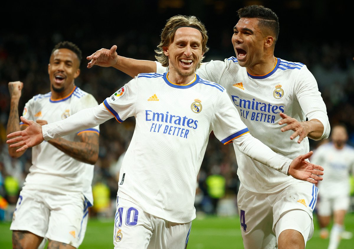 elchiringuitotv's tweet photo. 🤔Define a Modric en una palabra...👇 https://t.co/KqH1sMwBP7