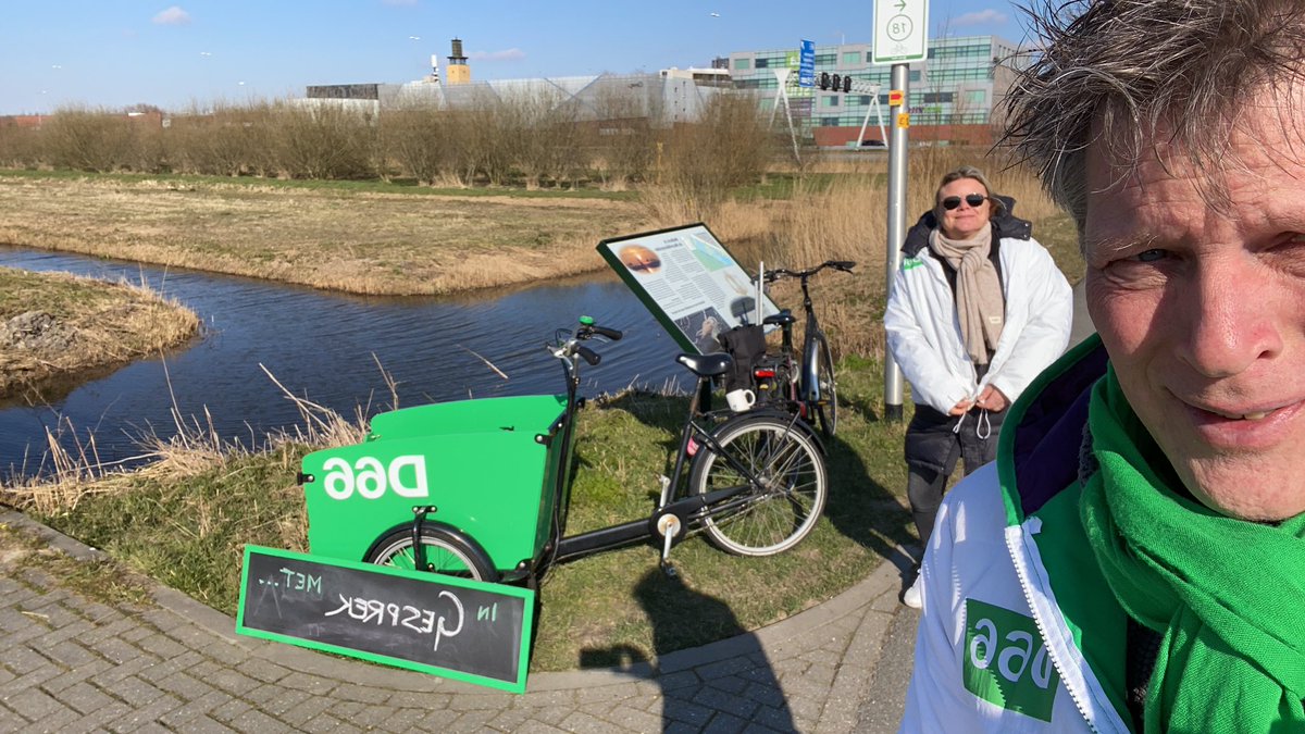 Wij en de bakfiets zijn er klaar voor. Komt u even langs voor een gesprek. De thee is warm! #ingesprekmet <a href="/d66leiderdorp/">D66 Leiderdorp</a> #munnikkenpolder