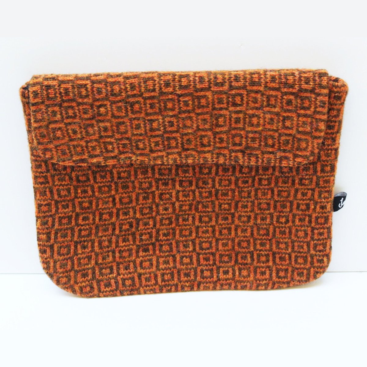 knittedjanie's tweet photo. Useful and colourful items new in my #etsy shop: Tablet pocket with Rust squares two tone design #tabletpocket https://t.co/18sHPm15lZ https://t.co/H20TSKpLjB