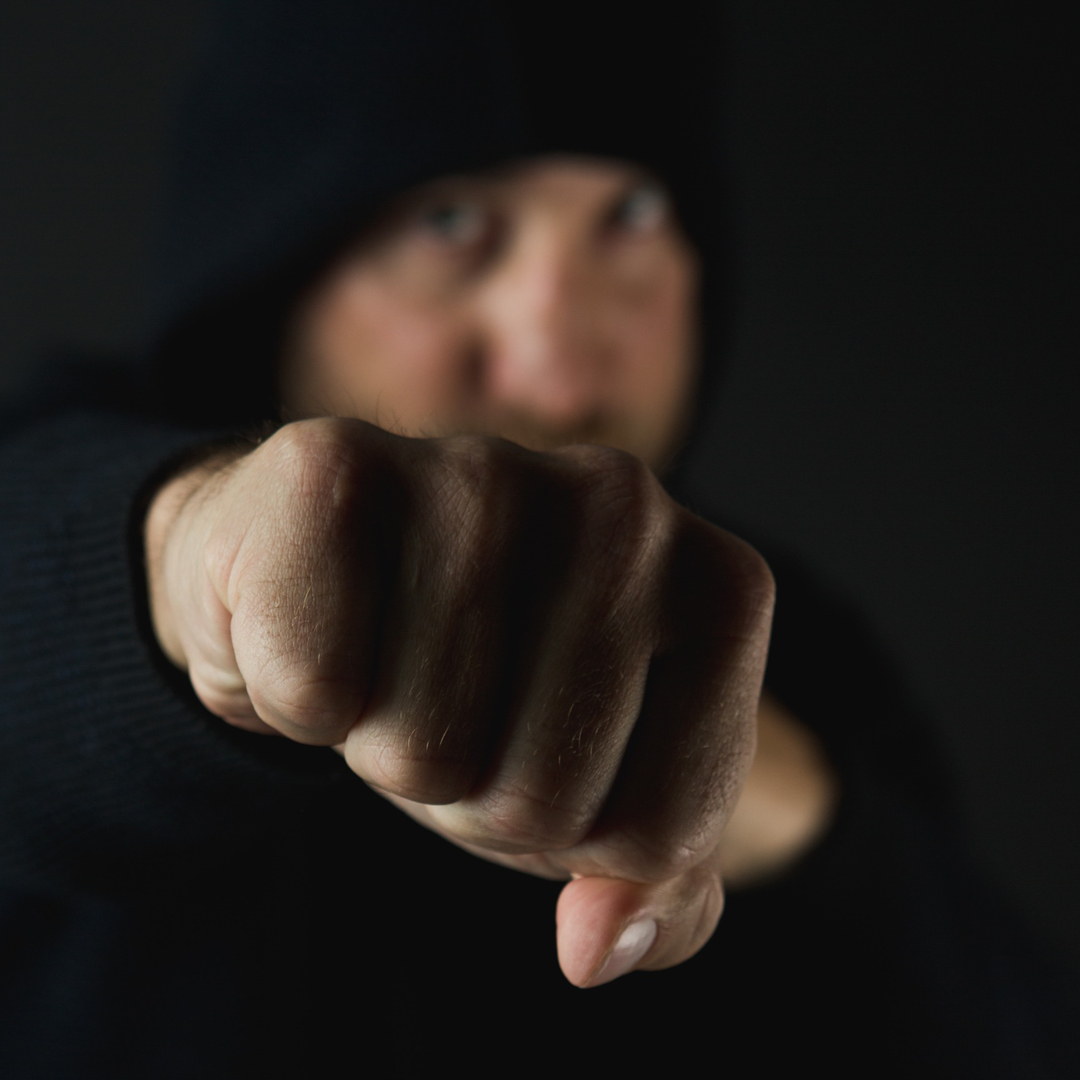 DaveScatchard's tweet photo. Sometimes you need to go on the offense &amp; take back control of your life and stop reacting to it. Design your life today by signing up for our new Awaken The Champion Within Masterclass. Link is in my profile☝️

 #thebiglifequiz.com #davescatchardpeakperformanc https://t.co/2jHuDus5OP