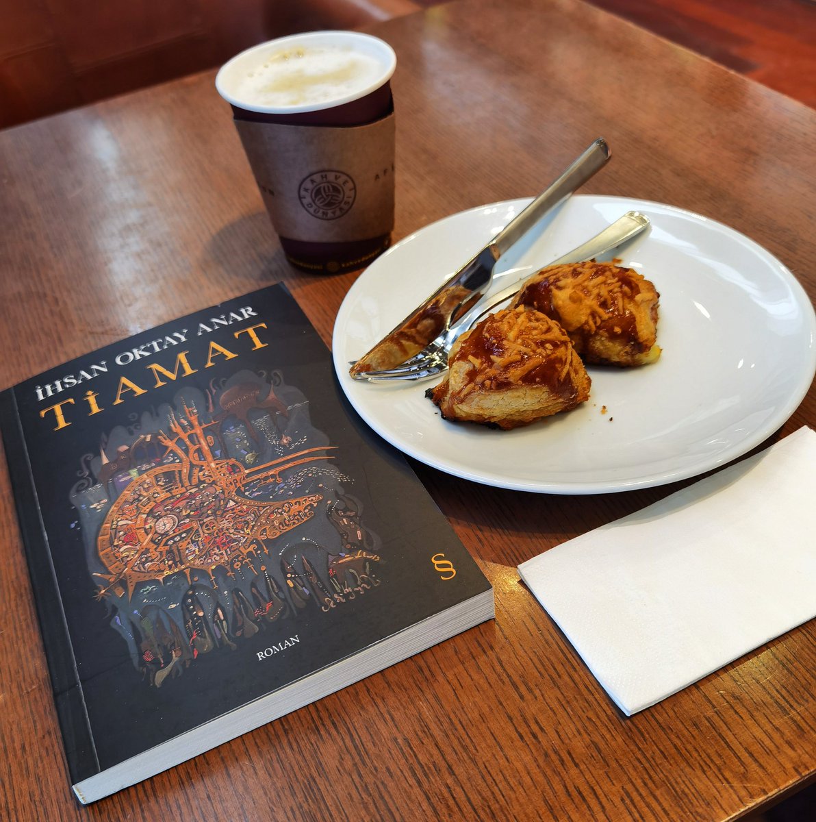 belitangel's tweet photo. #ihsanoktayanar #tiamat #bookstagram #kitaptavsiyesi #kitapkurdu #kitapokuyalım #book #BookTwitter https://t.co/sNdPhsfSIi