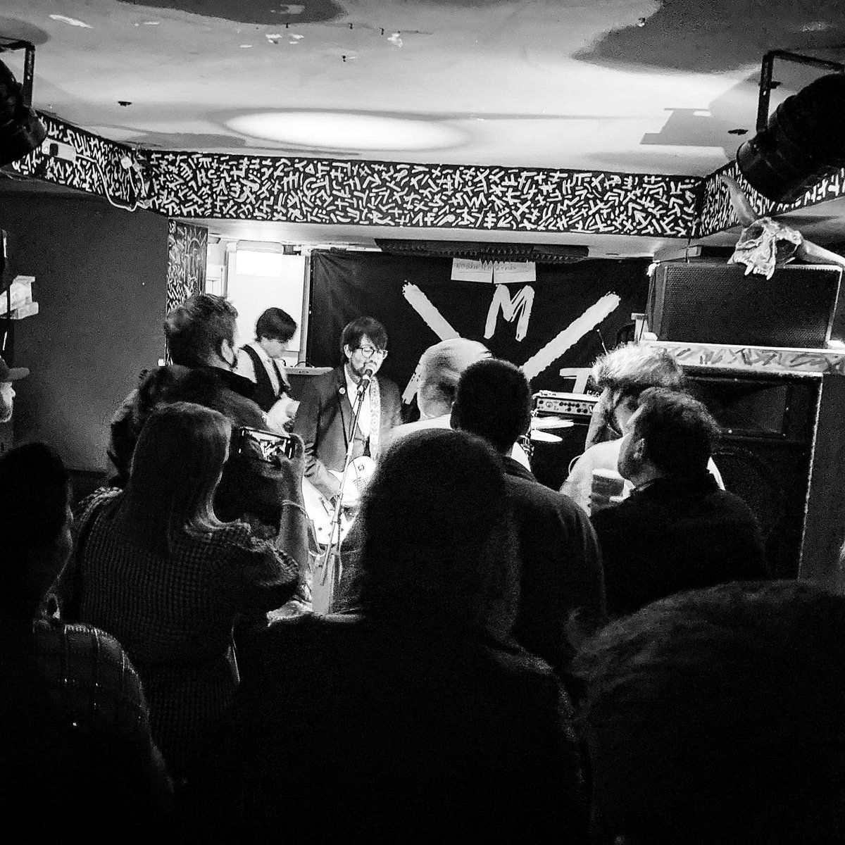 makethatatake's tweet photo. Last night was amazing!
#TheMarx rattled through their self-titled album without pausing for breath, @againstme levels of tightness, so fucking good.
@ArsenicAnnie DESTROYED their first show & @Around7UK a breath of fresh #Angus #poppunk air.
HUGE THANKS to all you rad humans! https://t.co/Zjppgc6DHX
