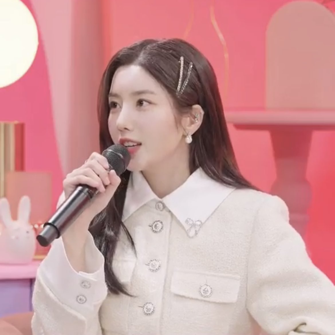 kwoneb_capture's tweet photo. 귀여웡😍 https://t.co/ZPz3HcDKPA