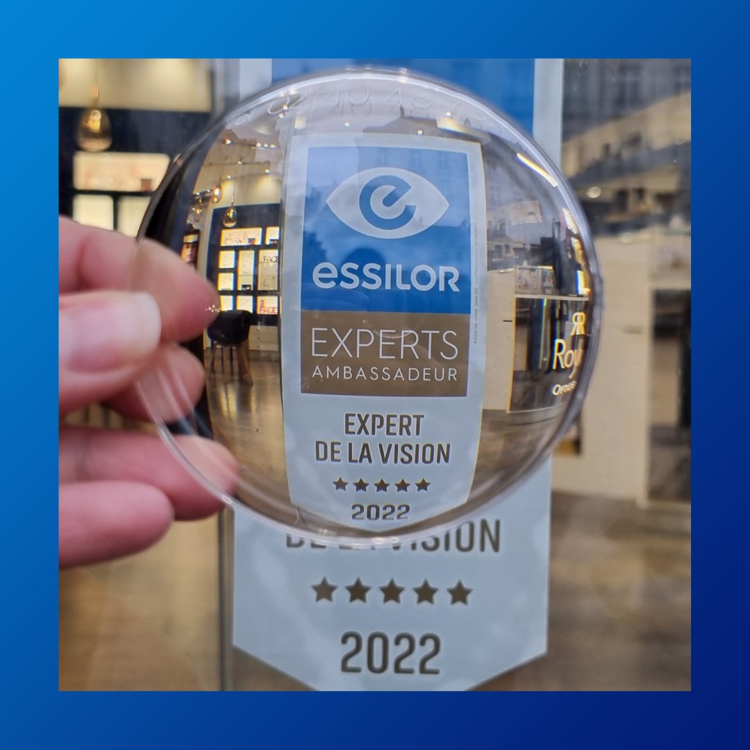 EssilorFrance's tweet photo. Les opticiens #EssilorExperts sont facilement identifiables grâce au label positionné sur leur porte, leur vitrine ou encore à l’intérieur de leur magasin ! 😍
Trouvez un opticien partenaire Essilor près de chez vous : https://t.co/FLmqAiqjTN https://t.co/iFFXDje31l