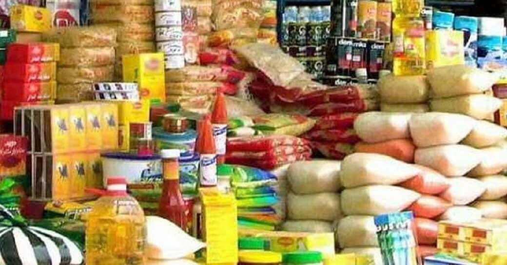 مع اقتراب شهر رمضان المبارك صعود مفاجئ لأسعار المواد الغذائية من الجملة في الاسواق العراقية:

الزيت 3750 دينار لّلتر الواحد
الطحين 50 ألف للكيس 
الرز  65 ألف للكيس
العدس 2500 دينار للكيلو