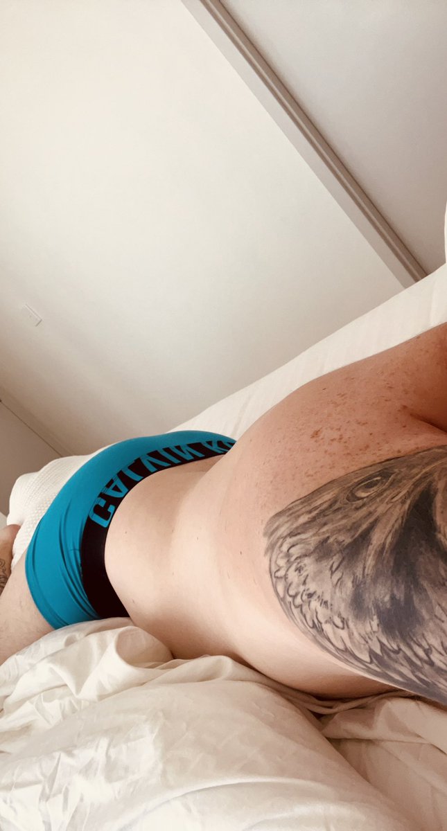 MJCN2619's tweet photo. All I want is cuddles and someone to grab my ass #gay #gayperth https://t.co/PHZBI5YYvT