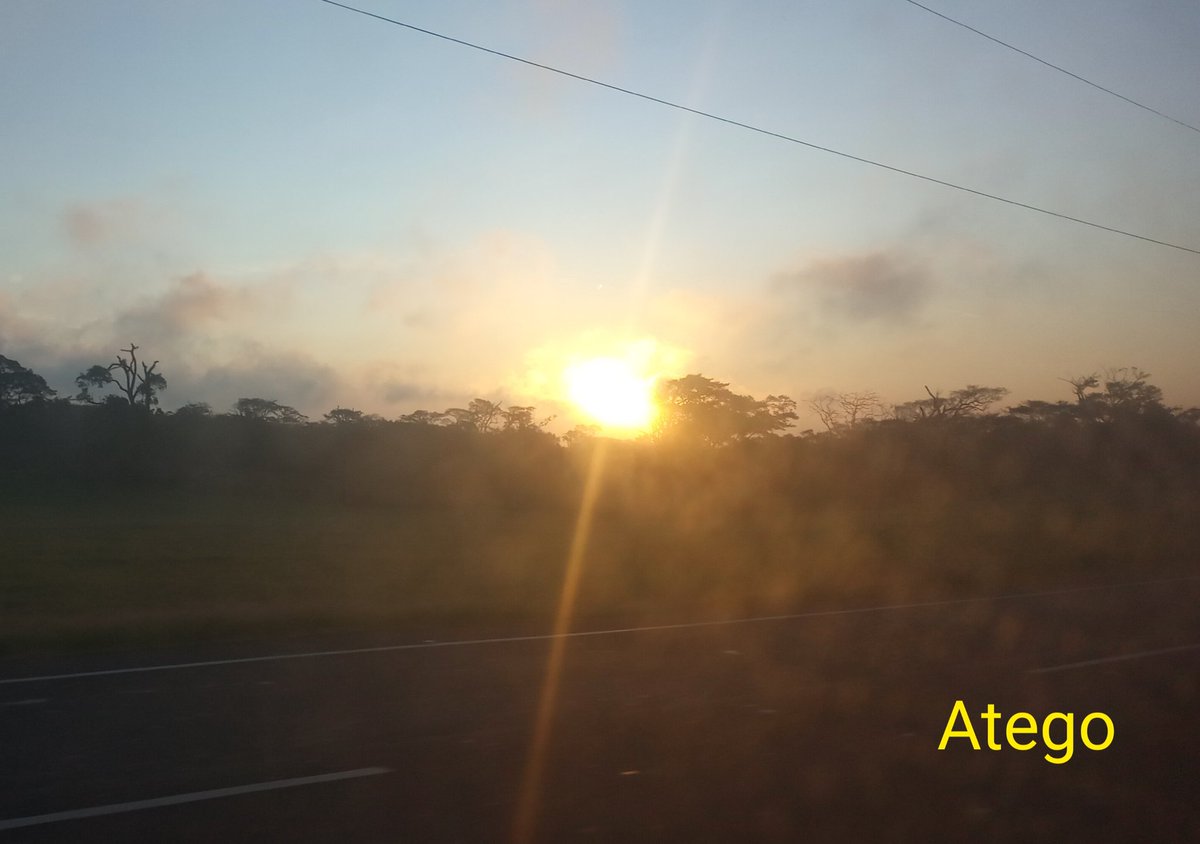 Buenos días #Nicaragua 🌞🇳🇮

Asi nos levantamos, bajo un sol que no declina...😍

#FelizDomingo ☕🌄.. 🏖

@MaresDOS2 <a href="/Politicanica_/">Soy Humana 😎 Mayte Silva 💓</a>
<a href="/LaZelayita/">La Zelayita 🇳🇮</a>
📸 El Crucero-Diriamba