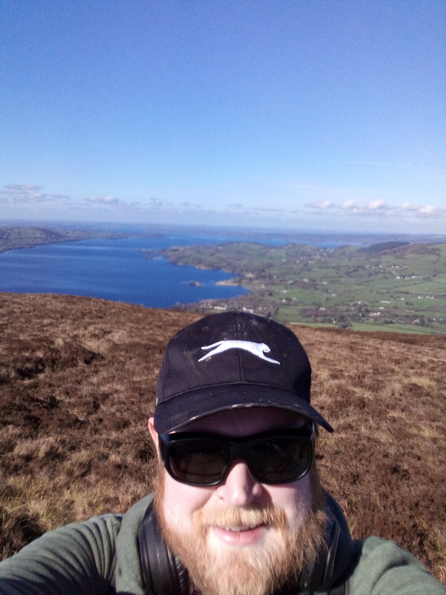 Peak 1 of 2 reached!!! 

Now to climb down about 150m and back up another 300 or so before I can call it a day 😬😬😬

New Fatty's Fitness Fiasco coming this week