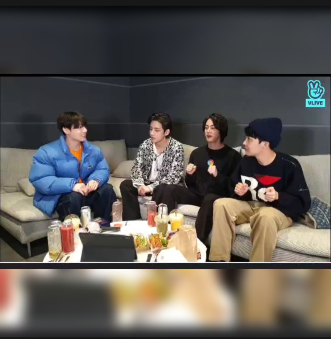 babyannj24's tweet photo. #Vlive_2022 #Taekook and #Jinhope #Ph_Army🇵🇭💞 and #BTS_Army🌏💜 https://t.co/aOamcrpyWc