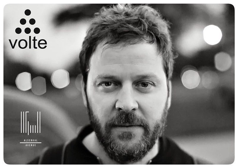 #SaveTheDate - Tue, 8 March, 6pm

Join Ian Abell &amp; I for a conversation <a href="/AlserkalAvenue/">Alserkal Initiatives</a>’s Majlis Talks programme.

<a href="/VolteArtProject/">Volte Art Projects</a> , @BasedUpon works find their centre on the edges of life by creating poetic sculptural work reminding us to connect with the essence of life.