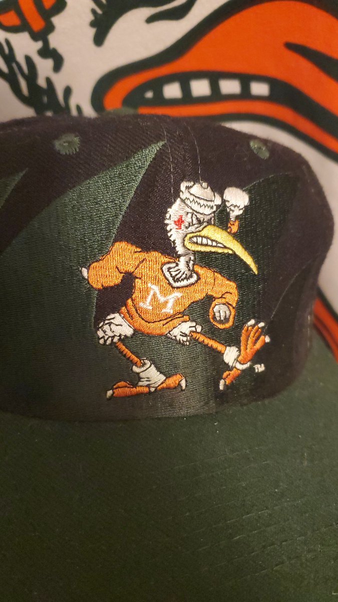 BokeyBruv tweet media