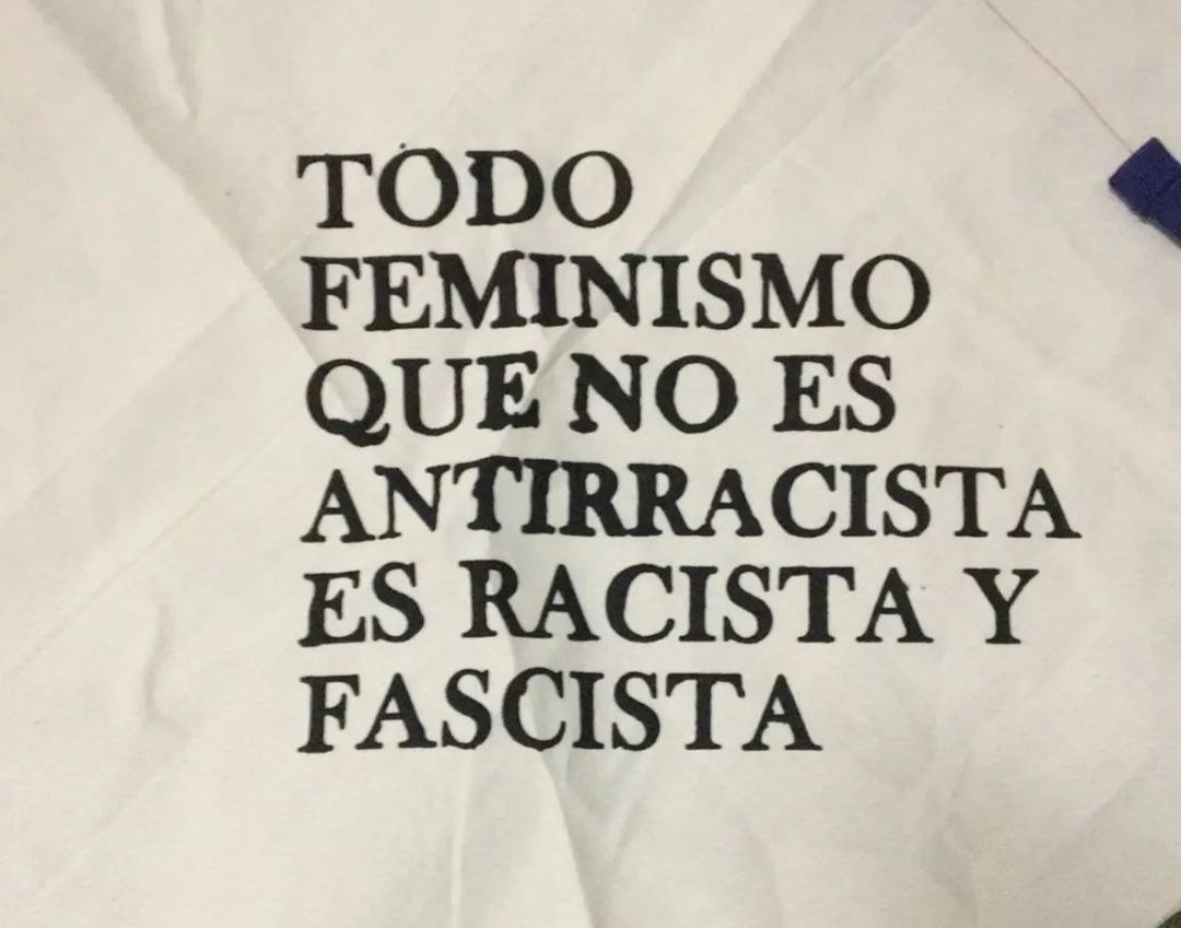RegularizacionY's tweet photo. 🟣El feminismo será antirracista o no será🟣

En este hilo subiremos todos los carteles donde nuestras compas feministas antirracistas estarán poniendo cuerpa para recoger firmas.

#8M2022 
#500milFirmasILPReguYa
#ILPRegularizacion https://t.co/22sCaCDLj8