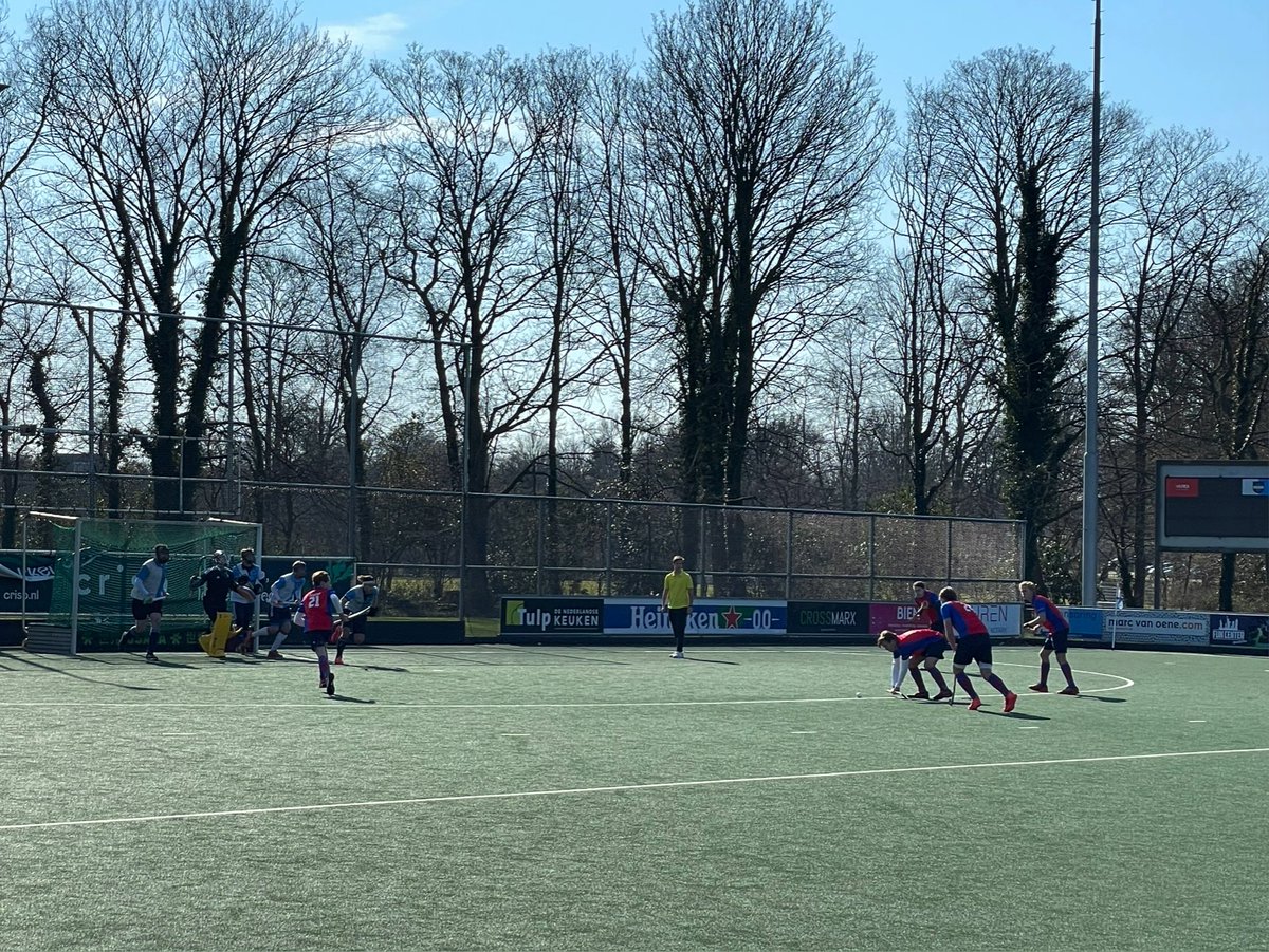 Inhaalwedstrijd UIT op Hurley in het zonnetje. Lets Go mannen!