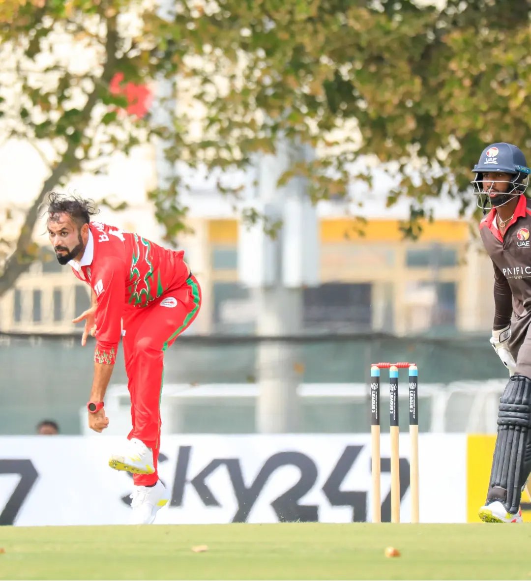 TheOmanCricket's tweet photo. π₯ Bilal Khan Appreciation Post π₯
@OfficialBilal18 's spell of 31/5 vs UAE in the 1st ODI of our tour of UAE was the Game Changer as we beat the in-form @EmiratesCricket at thier home.
#OmanCricket #CWCL2 #RagingRed https://t.co/U7YdThQXCy