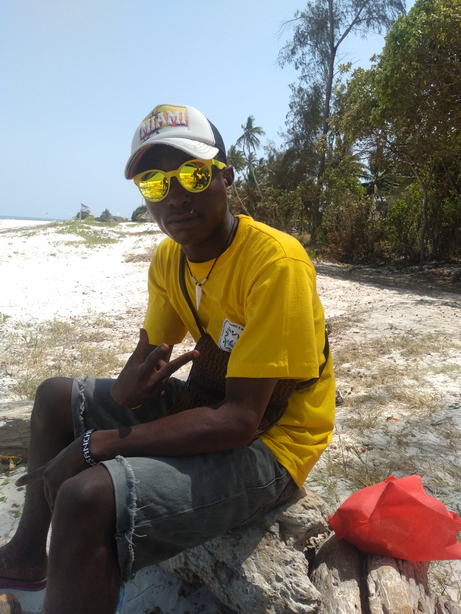 diani_youth's tweet photo. It's a Sunday ,we are chilling,but we ensure the clean beach environment is conserved all through.

#MCIMUN  #RussiaUkraineWar https://t.co/35Bhdg4Ozk