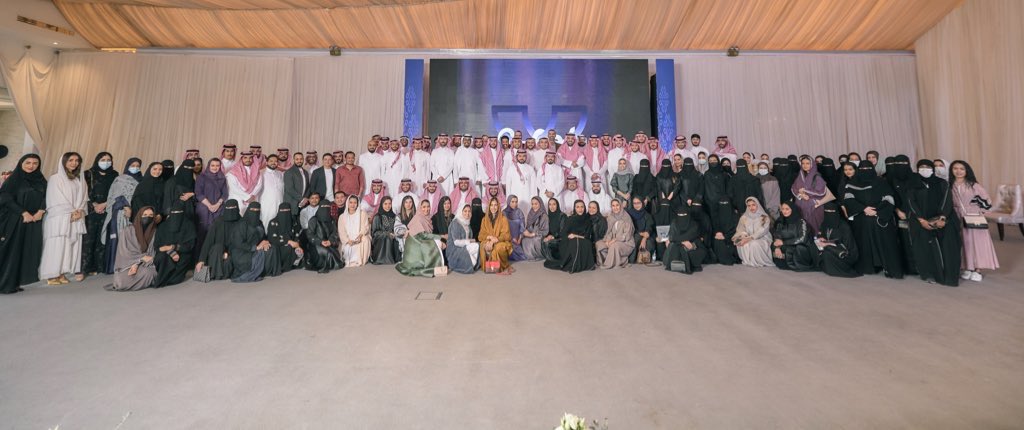 How it started             How it’s going 🔥

<a href="/ways/">Ways | ويـز</a>