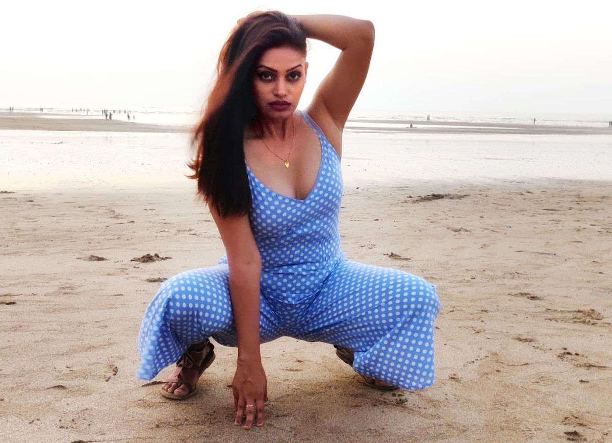 Nidhi Mahawan Top 12 Web Series