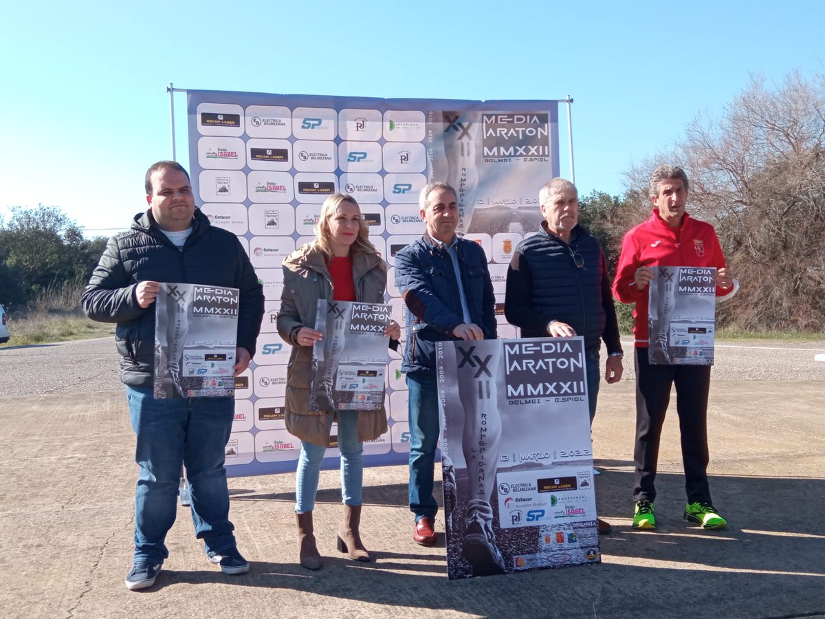 anablascojuarez's tweet photo. 3,2,1... En marcha!!!
XX II Media maratón Belmez- Espiel https://t.co/jWIC5VTftA