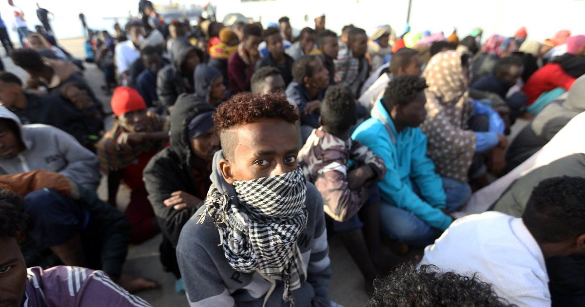 rsamii's tweet photo. #RefugeeLifeMatters: This applies to all refugees, be it they are from #Afghanistan, #Chad, #Ethiopia, #Eritrea, #Libya, #Nigeria, #Niger, #Syria, #Ukraine or #Yemen. Be it they cross the #Mediterranean, or come to #Europe through #Lesbos, #Poland, #Moldavia, #Hungary, #Romania. https://t.co/IVJ4xlmj8F