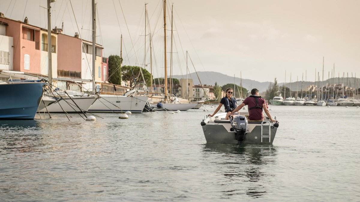 YamahaMarineFr's tweet photo. Avec les jours qui s'allongent, la météo qui s’adoucit et le début de saison qui approche, il est temps de commencer à planifier vos aventures sur l'eau !
#EmpoweredByYamaha #RevsYourHeart #25hp https://t.co/A7RMP7lTtf