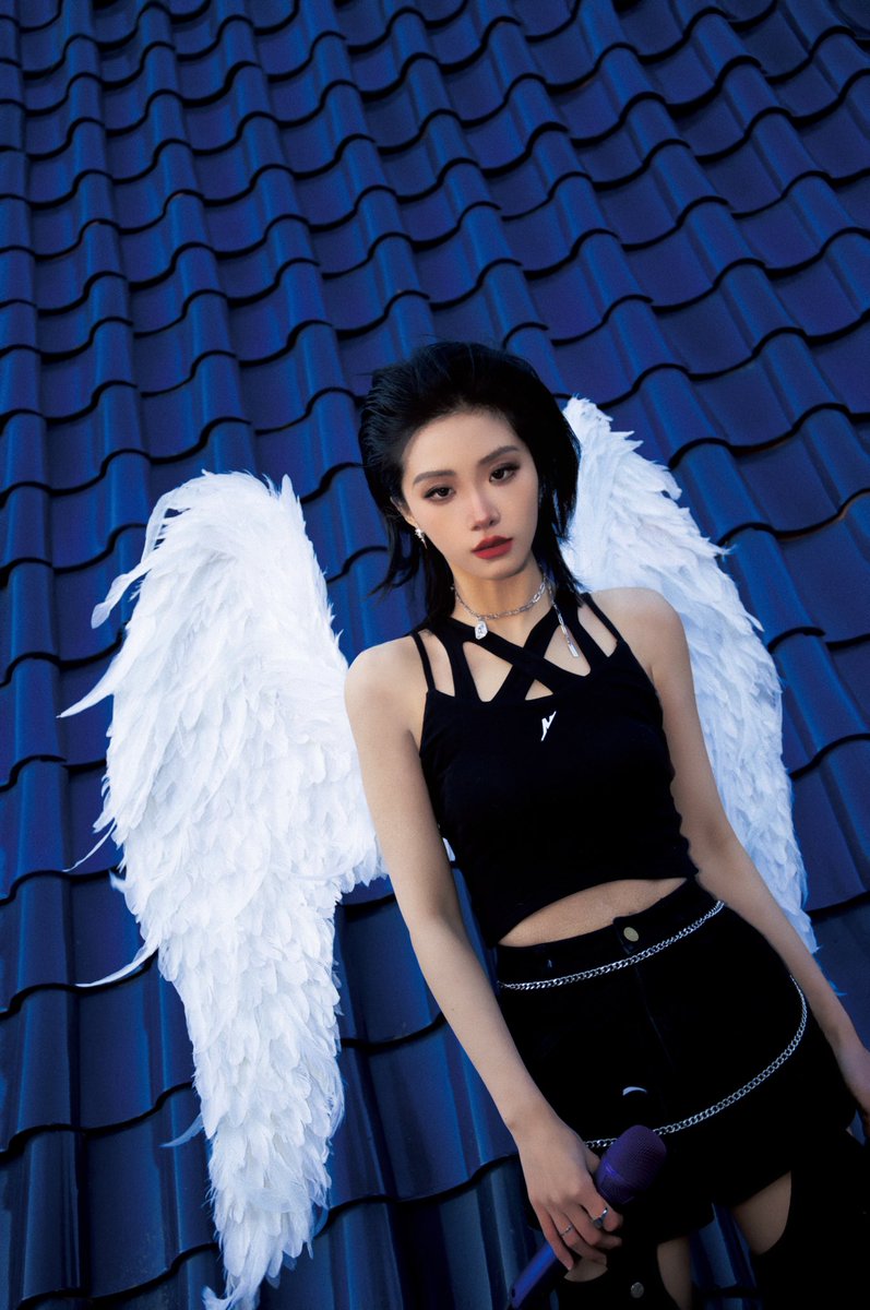 mineyuyan's tweet photo. My angel 🖤🤍https://t.co/Ewv4m0n7QV https://t.co/Qymgg1esdu